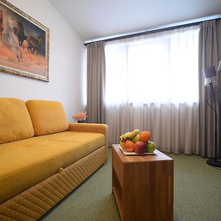 Apartmani Carolija Lucani Экстерьер фото