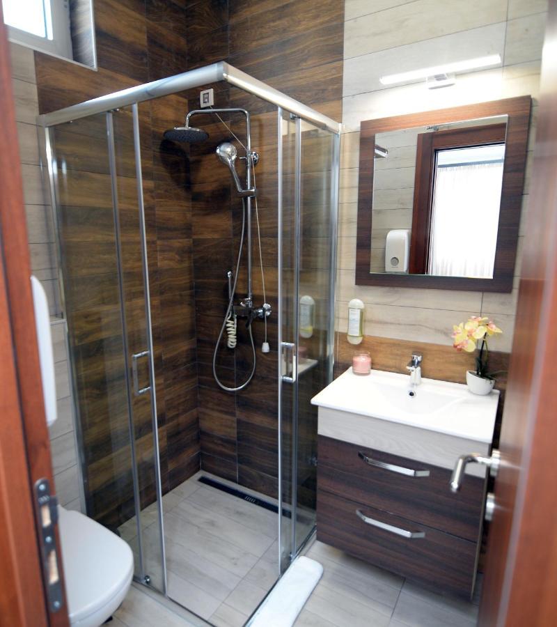 Apartmani Carolija Lucani Экстерьер фото