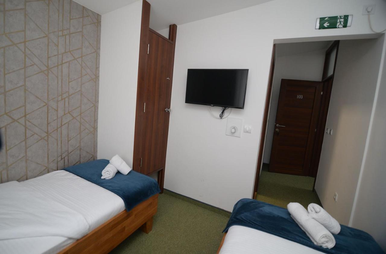 Apartmani Carolija Lucani Экстерьер фото