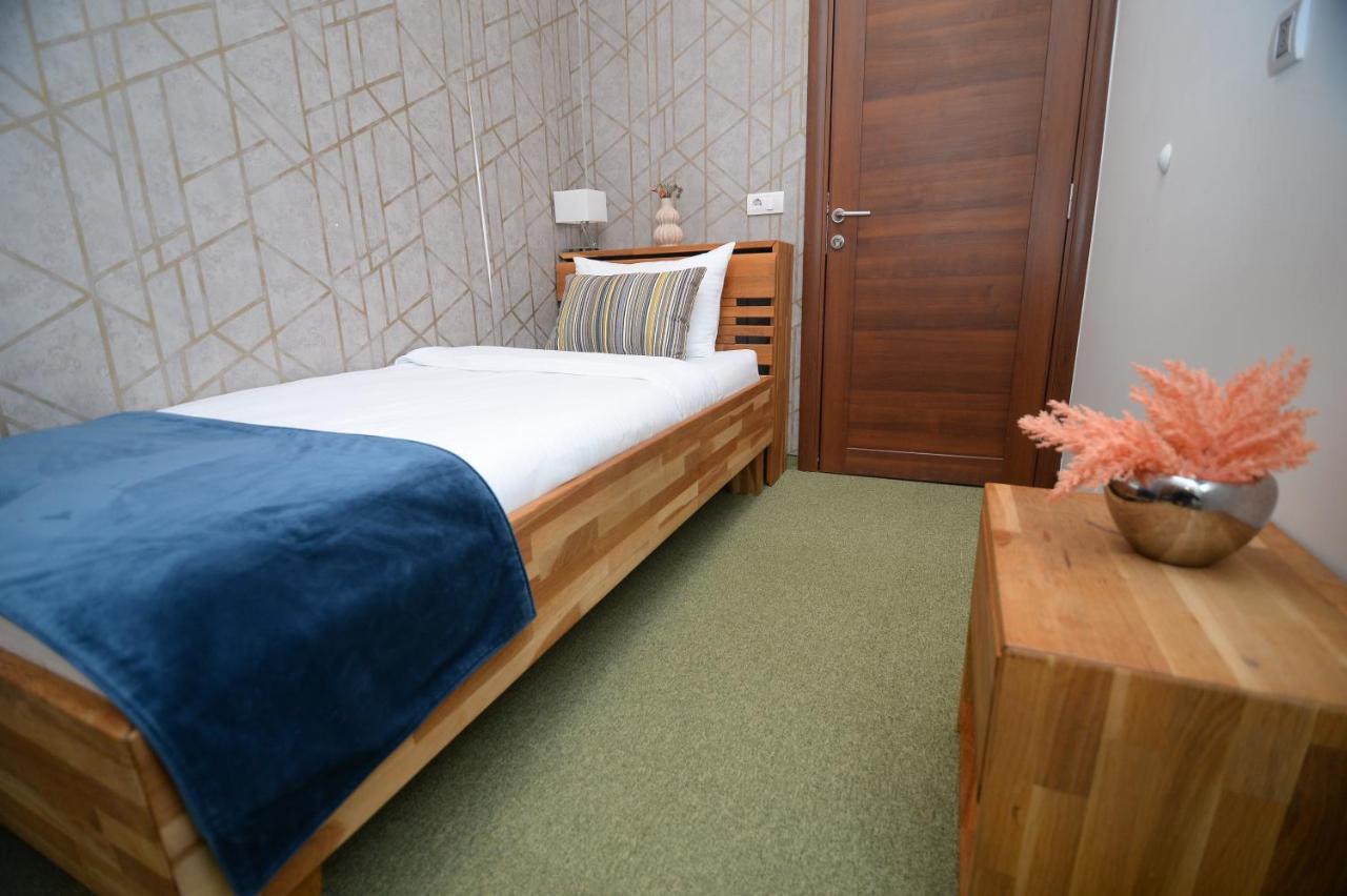 Apartmani Carolija Lucani Экстерьер фото